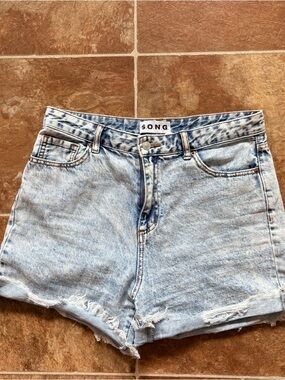 S.O.N.G. Light Blue High-Rise Denim Fringe Flattering Shorts - Women's